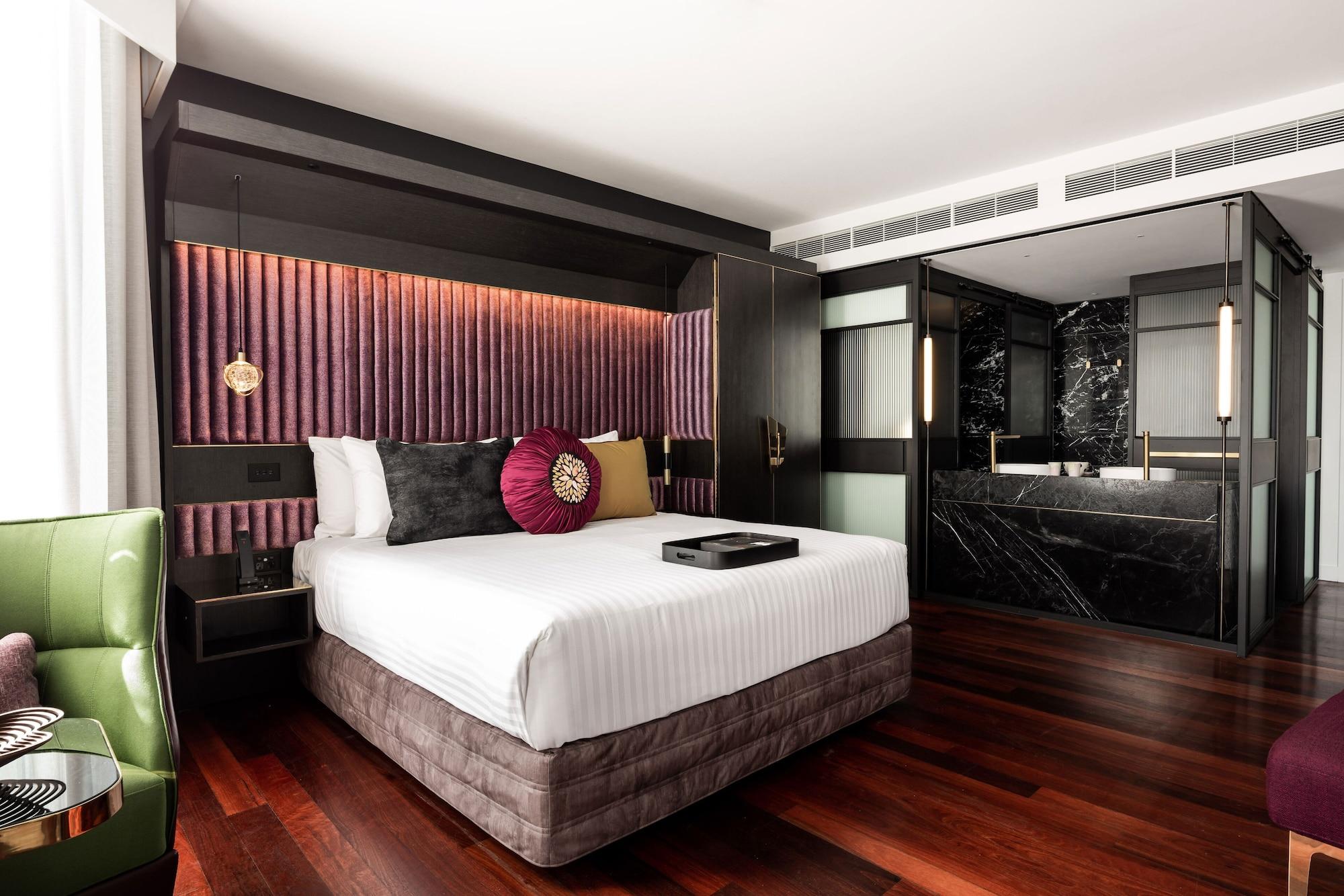 Отель Qt Перт Экстерьер фото Deluxe Suite
