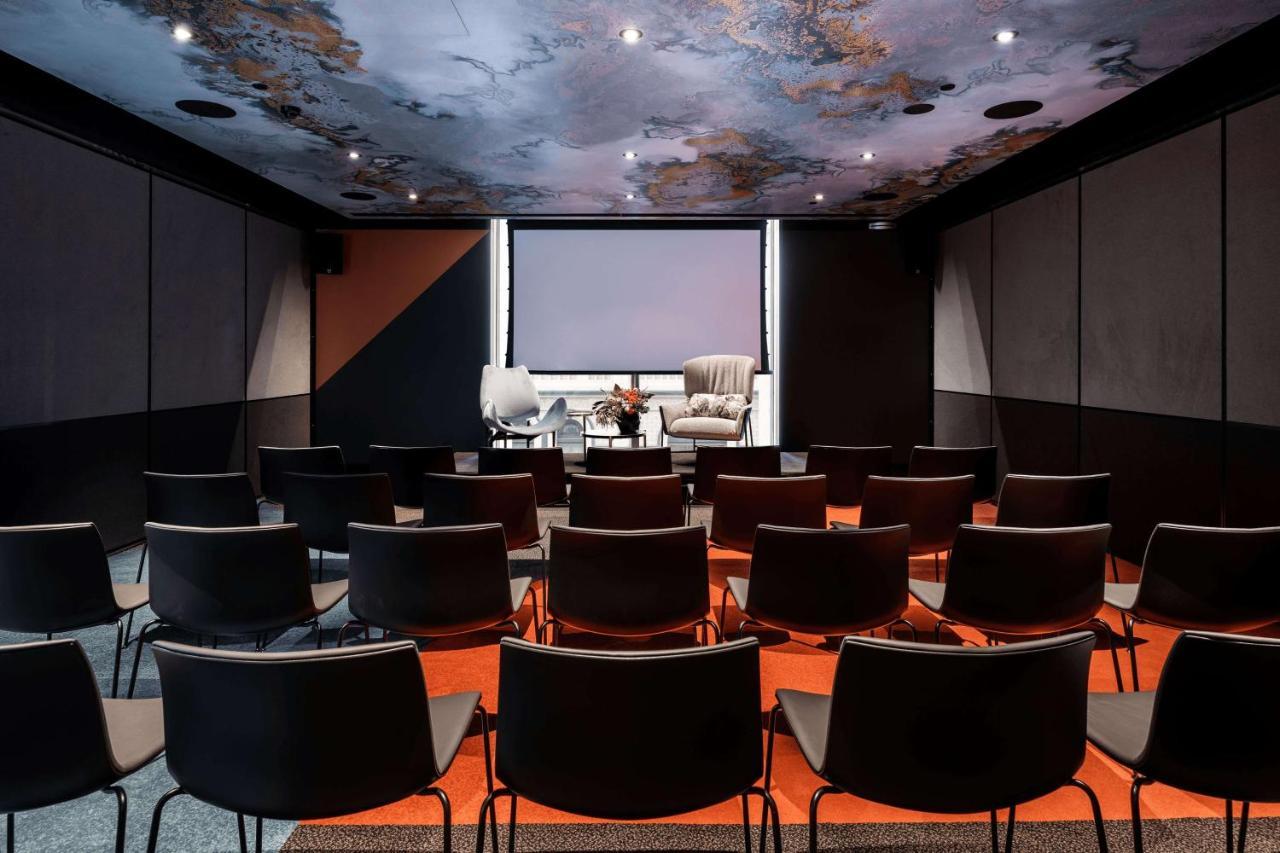 Отель Qt Перт Экстерьер фото The 3D cinema